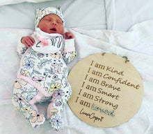 Load image into Gallery viewer, Luna&#39;s Mantra Affirmation Plaque
